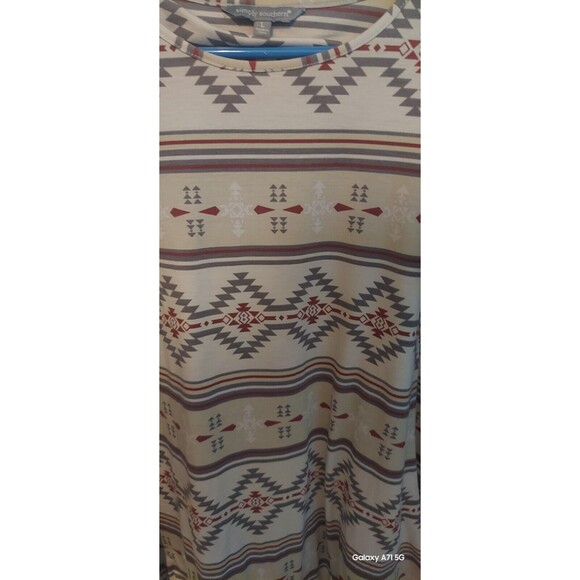 ! Western, Aztec , Ruffle Sleeve Dress - Picture 4 of 8